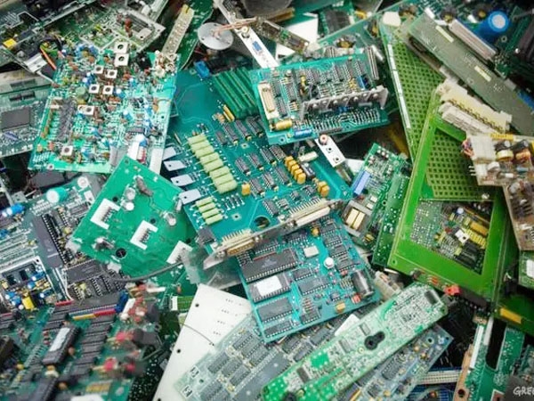 大陆成全球最大的电子垃圾倾倒场